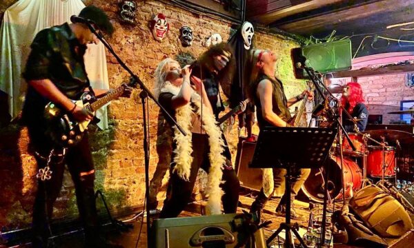 251873801_138390101861317_2421600883603918242_n