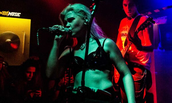 firts-show-out-of-town-3